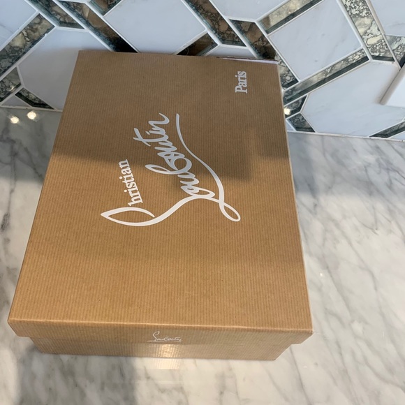 Christian Louboutin Bianca 140 Patent Calf 39.5 - Picture 7 of 8